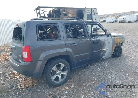 2017 Jeep Patriot High Altitude 4X4 z USA, uszkodzony, nr VIN 1C4NJRFB5HD111938